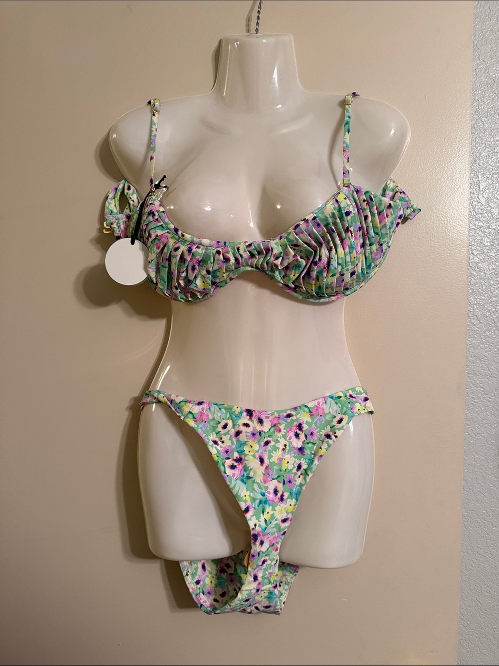 Tularosa Green Floral Ruffle Underwire Bikini Set